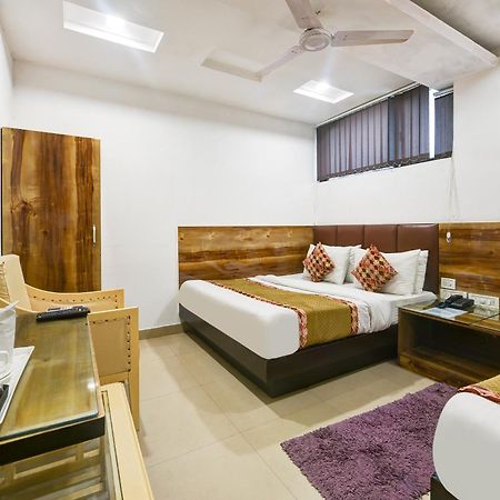 Hotel Shri Vinayak In City Centre At New Delhi Railway Station-By Rcg Hotels Dış mekan fotoğraf