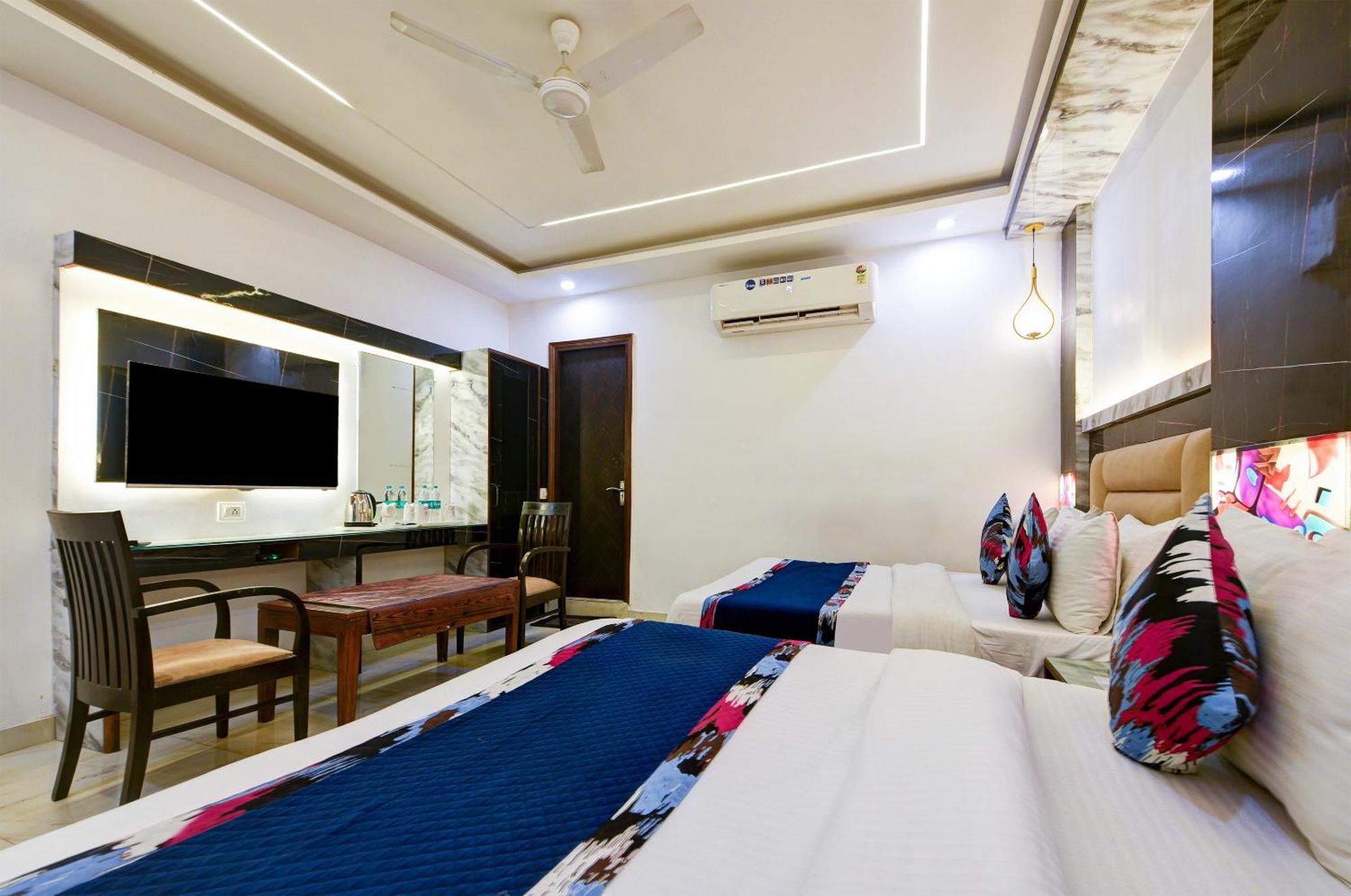 Hotel Shri Vinayak In City Centre At New Delhi Railway Station-By Rcg Hotels Dış mekan fotoğraf