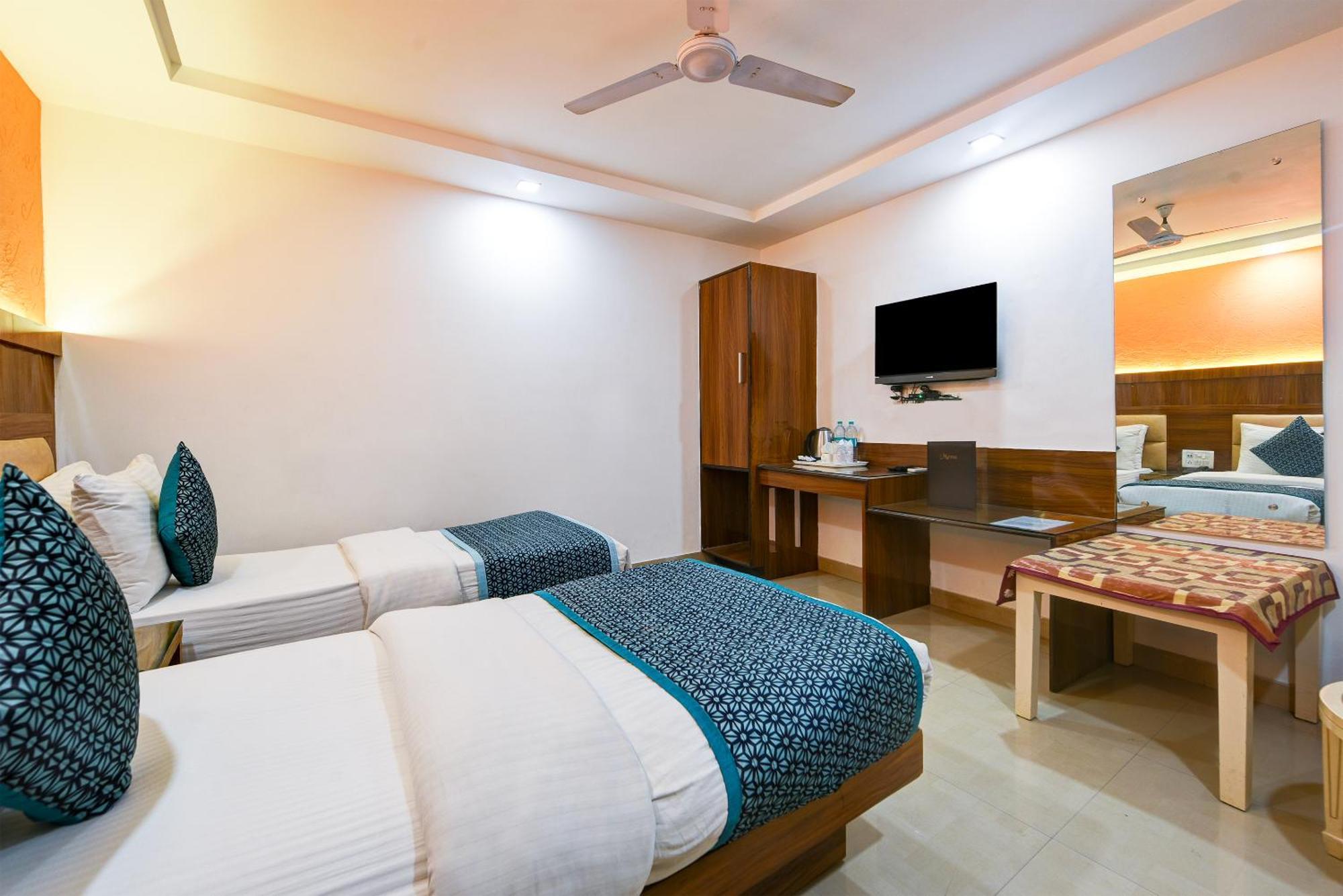 Hotel Shri Vinayak In City Centre At New Delhi Railway Station-By Rcg Hotels Dış mekan fotoğraf