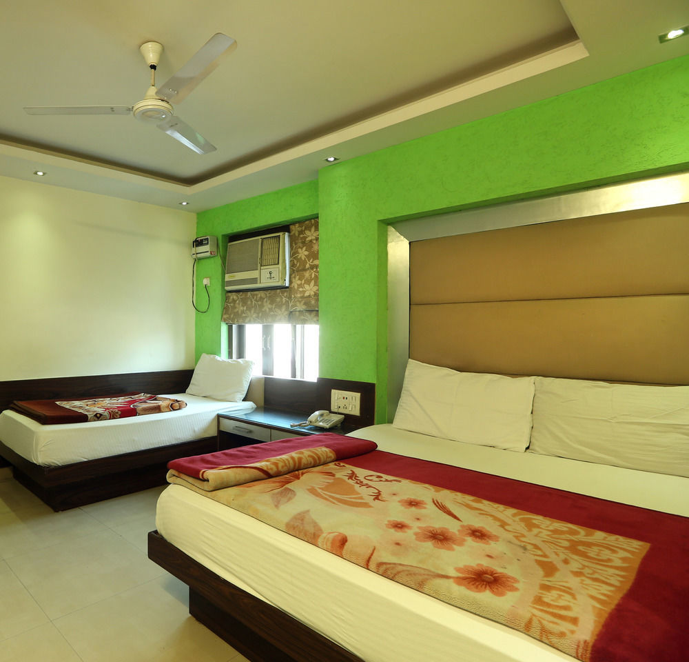 Hotel Shri Vinayak In City Centre At New Delhi Railway Station-By Rcg Hotels Dış mekan fotoğraf